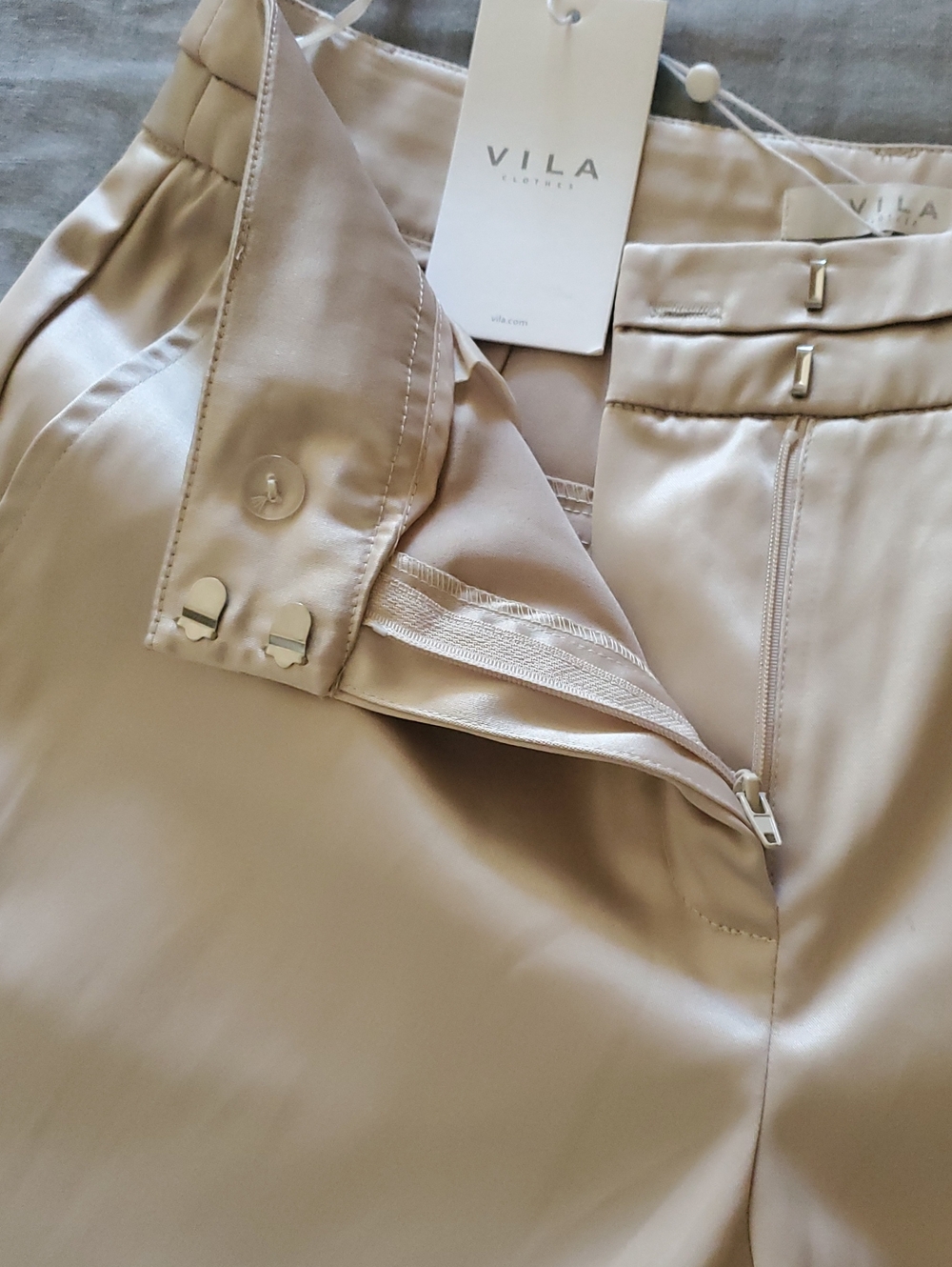 NWT VILA Womens Tailored Dress Pants in Light Beige "Frosted Almond" Size 7/8 - Picture 8 of 9